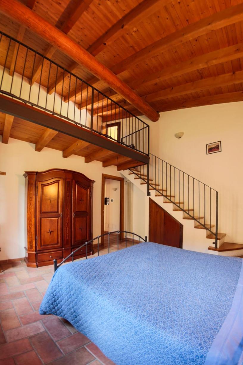Agriturismo Case In Collina ヴォルタ・マントヴァーナ エクステリア 写真